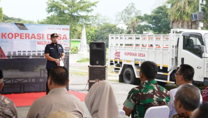 Penyerahan 20 Truk Operasional Kopdes Merah Putih, Dorong Distribusi Pangan dan Stabilitas Harga di Wilayah Cilegon