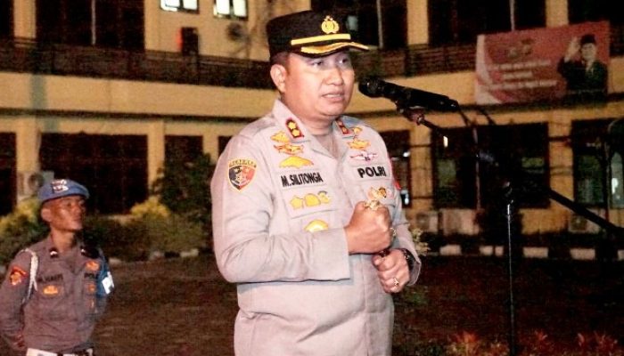 Pimpin Apel, Kapolres Cilegon Pastikan  Pengamanan Maksimal Perjalanan Serikat Buruh menuju Monas Jakarta