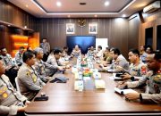 Kapolda Banten Kumpulkan Kapolres dan Kasat Lantas, Perintahkan Tindak Tegas Kendaraan Tambang Langgar Aturan 