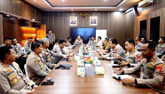 Kapolda Banten Kumpulkan Kapolres dan Kasat Lantas, Perintahkan Tindak Tegas Kendaraan Tambang Langgar Aturan 