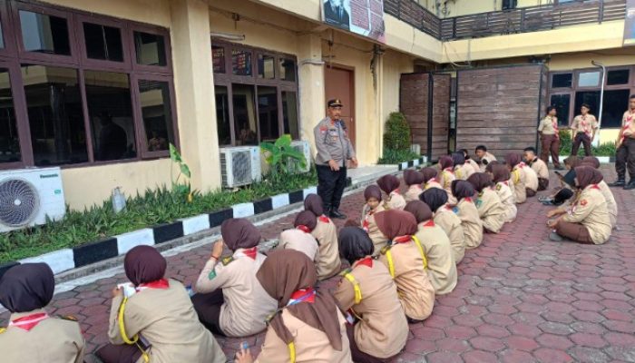 Kasat Binmas Polres Cilegon Tanamkan Disiplin dan Motivasi Jelang Diklatsar Saka Bhayangkara