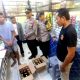 Ingin Menekan Gangguan Kamtibmas, Polsek Cikeusal Razia Warung Penjual Miras Amankan Puluhan Botol