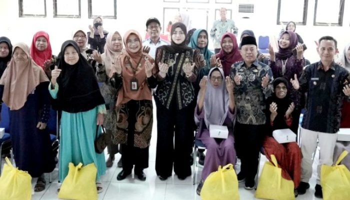 TP PKK dan Dinsos Kota Cilegon Kolaborasi Hadirkan Program Permakanan bagi Lansia Terlantar